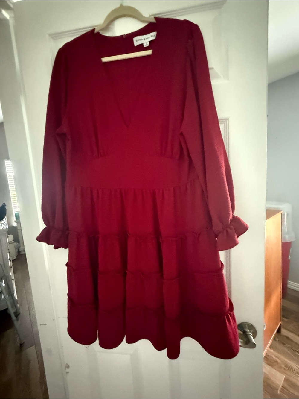 Emma & Michelle Crimson Tiered V-Neck Long-Sleeve Dress Sz 14
